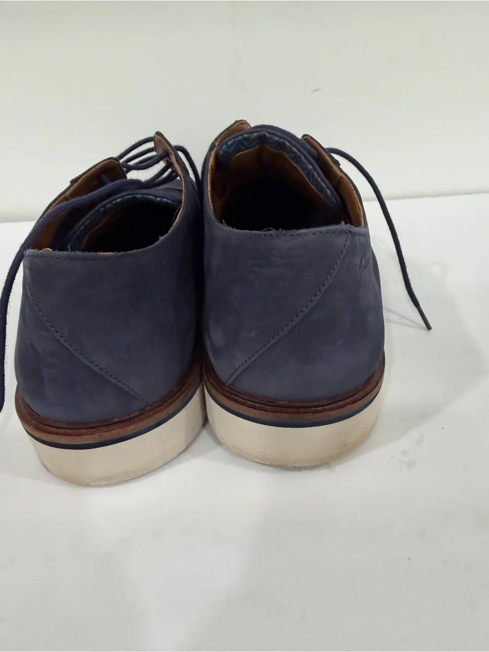 Clarks Men’s Navy Suede Chukka Boots